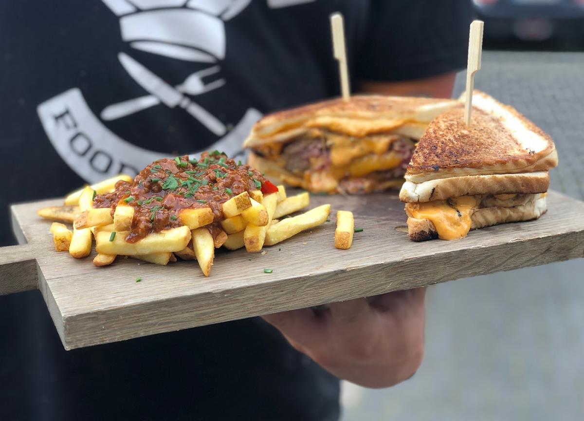 Snack 'n' Roll Garage