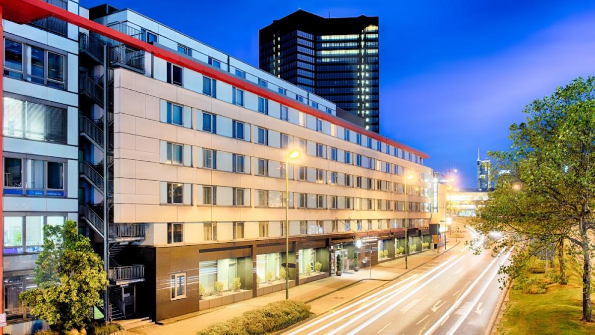 Wyndham Ramada