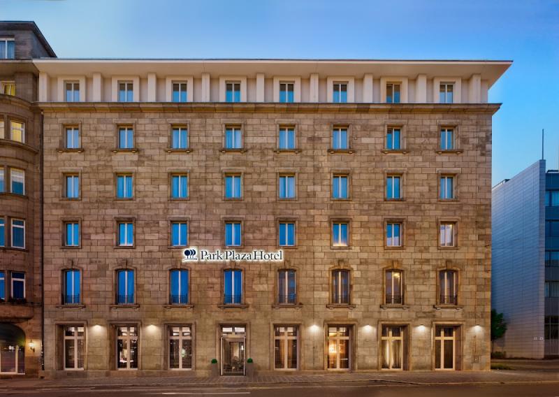 Park Plaza