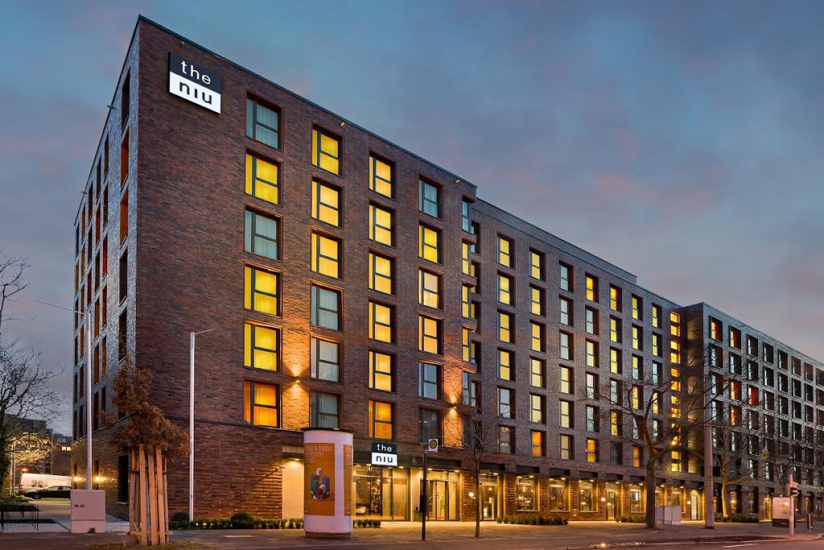 The Niu Square