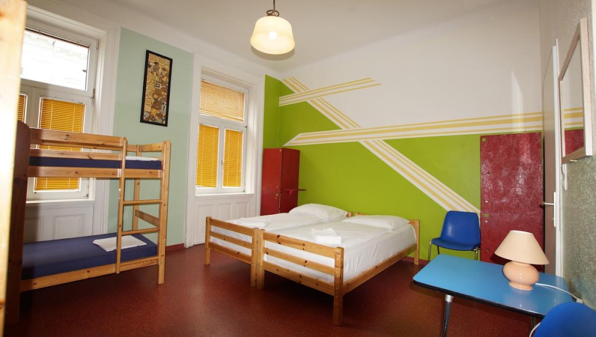 Westend City Hostel