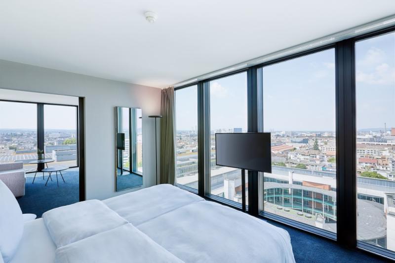 Hyperion Hotel