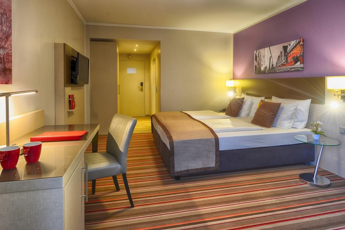 Leonardo Hotel